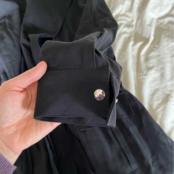 Light weight black jacket - Picture 2 of 5